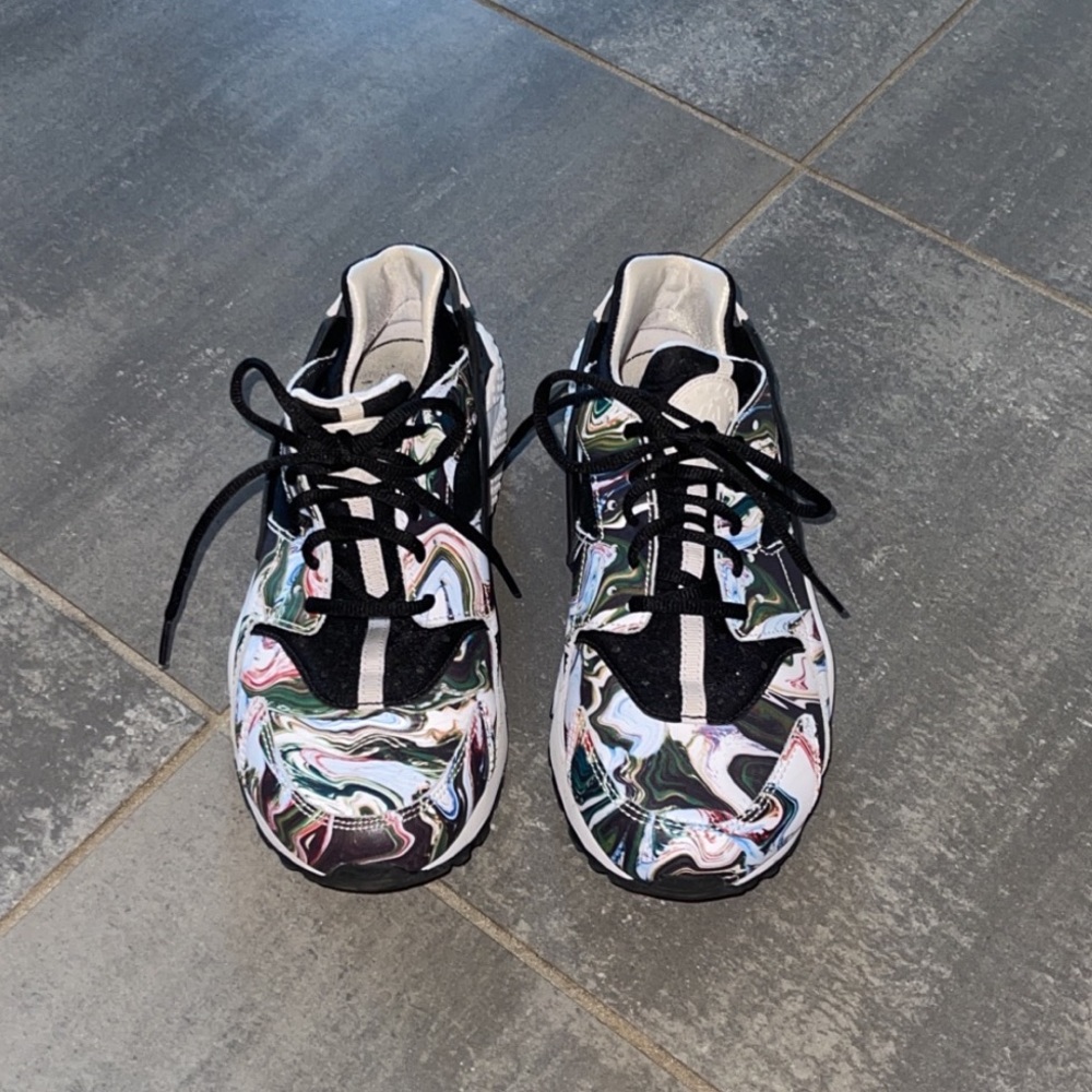 Nike Hurrache Shoes